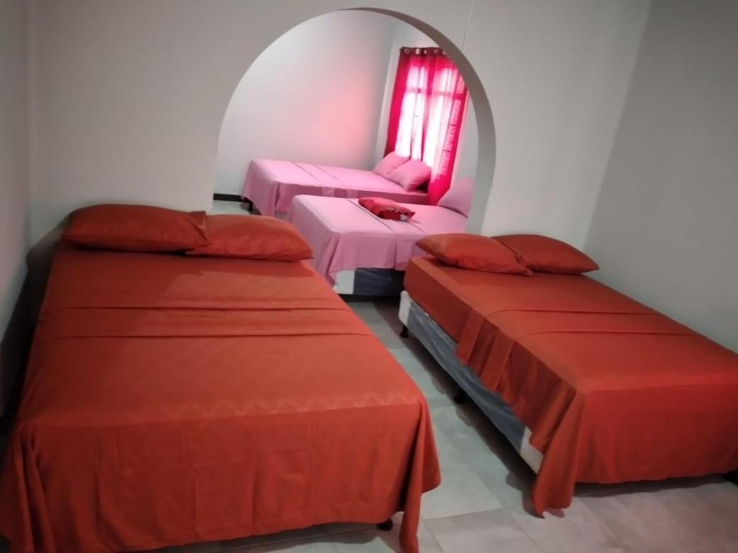 Hotel Galilea El Centro Guatemala City Bagian luar foto